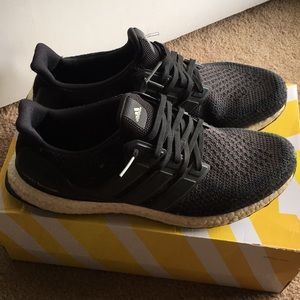 Heavily Worn Adidas Ultraboosts 2.0 Sz12